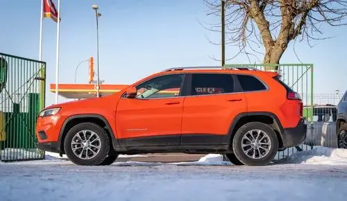 JEEP Cherokee 