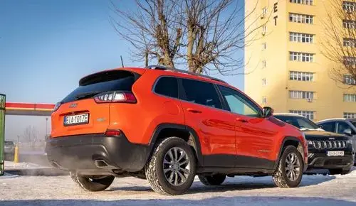 JEEP Cherokee 