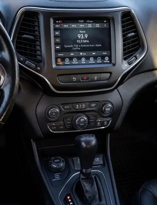 JEEP Cherokee 