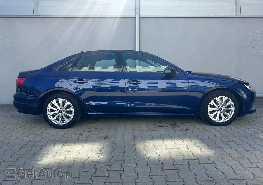 AUDI A4 Limousine 35 TDI mHEV Advanced S tronic