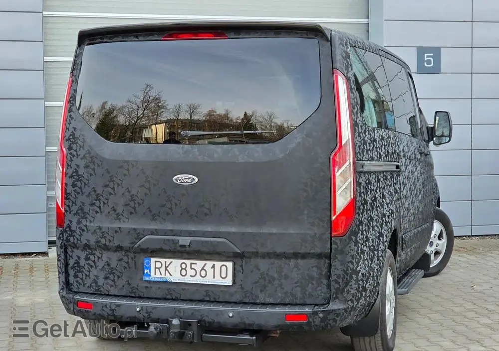 FORD Tourneo Custom 2.0 EcoBlue L1 Titanium SelectShift