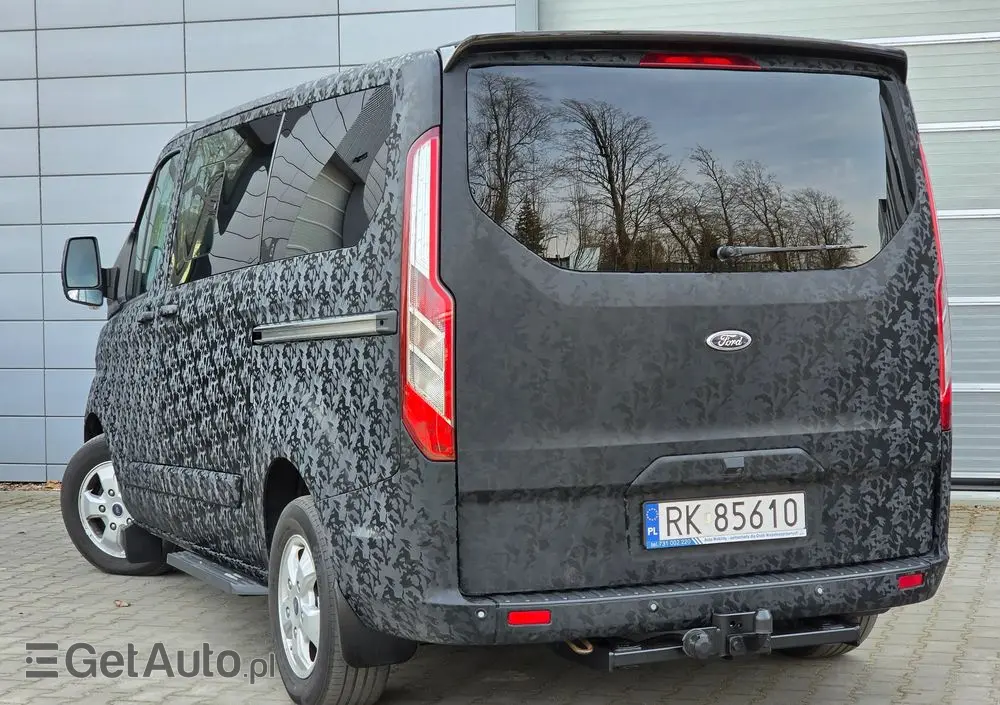 FORD Tourneo Custom 2.0 EcoBlue L1 Titanium SelectShift