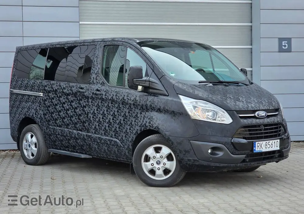 FORD Tourneo Custom 2.0 EcoBlue L1 Titanium SelectShift