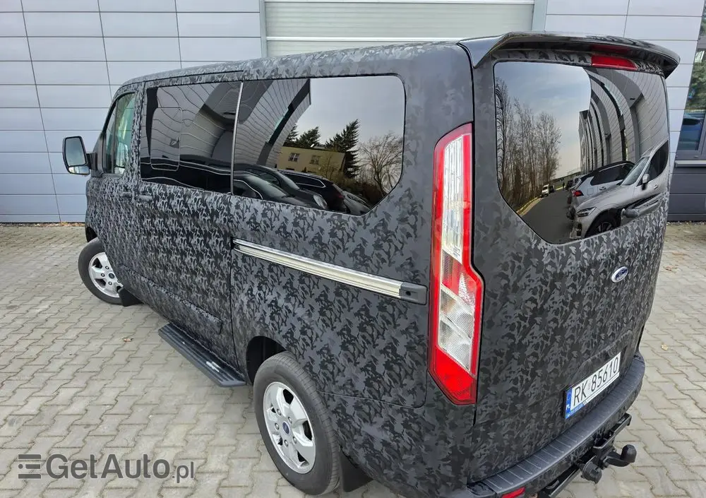 FORD Tourneo Custom 2.0 EcoBlue L1 Titanium SelectShift