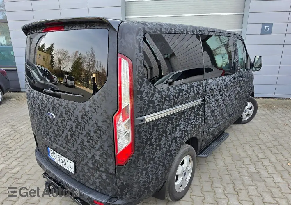 FORD Tourneo Custom 2.0 EcoBlue L1 Titanium SelectShift