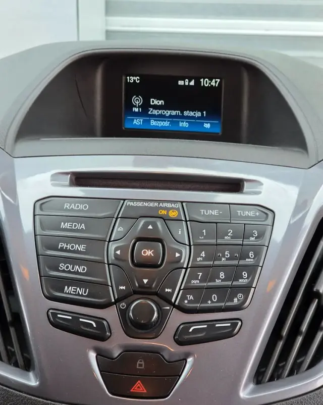 FORD Tourneo Custom 2.0 EcoBlue L1 Titanium SelectShift