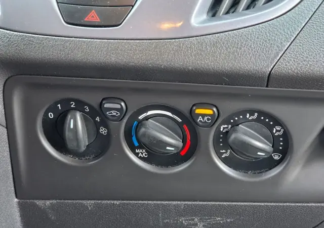 FORD Tourneo Custom 2.0 EcoBlue L1 Titanium SelectShift