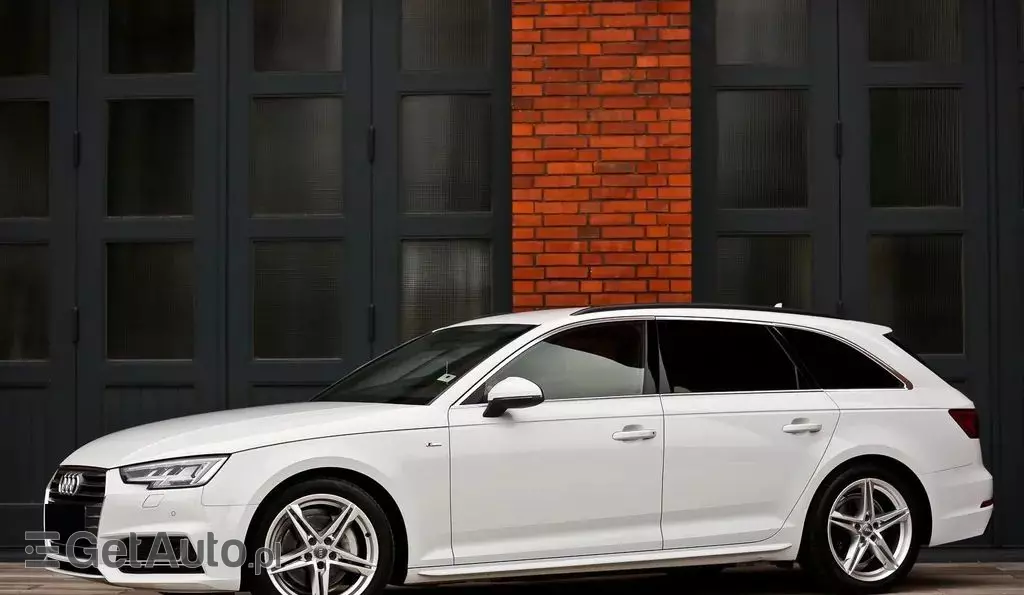 AUDI A4 