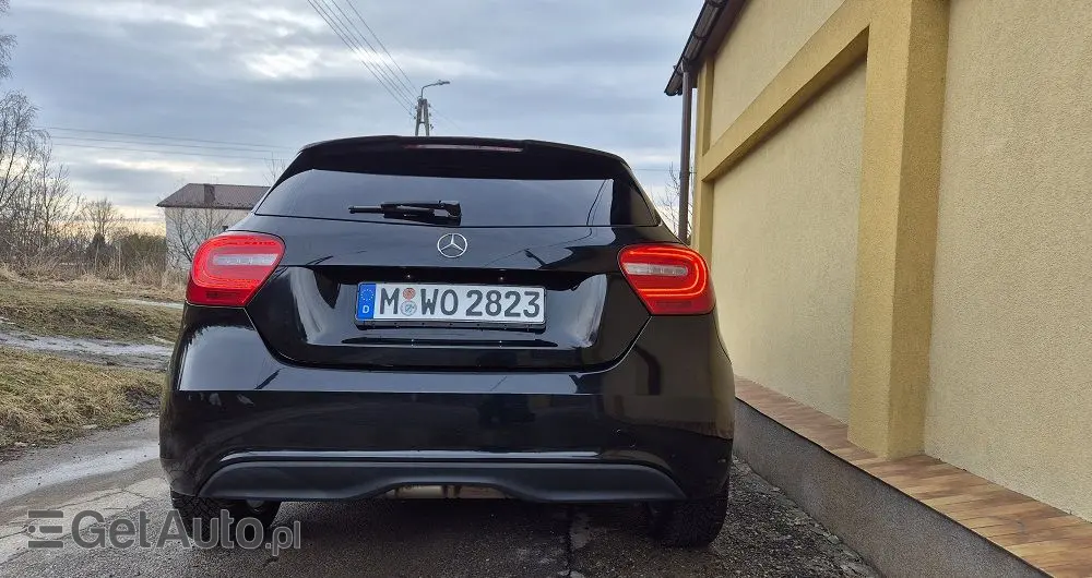 MERCEDES-BENZ Klasa A 180 (BlueEFFICIENCY) Urban