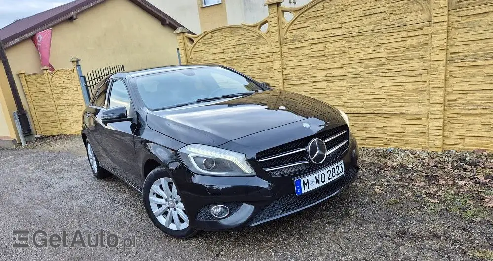 MERCEDES-BENZ Klasa A 180 (BlueEFFICIENCY) Urban