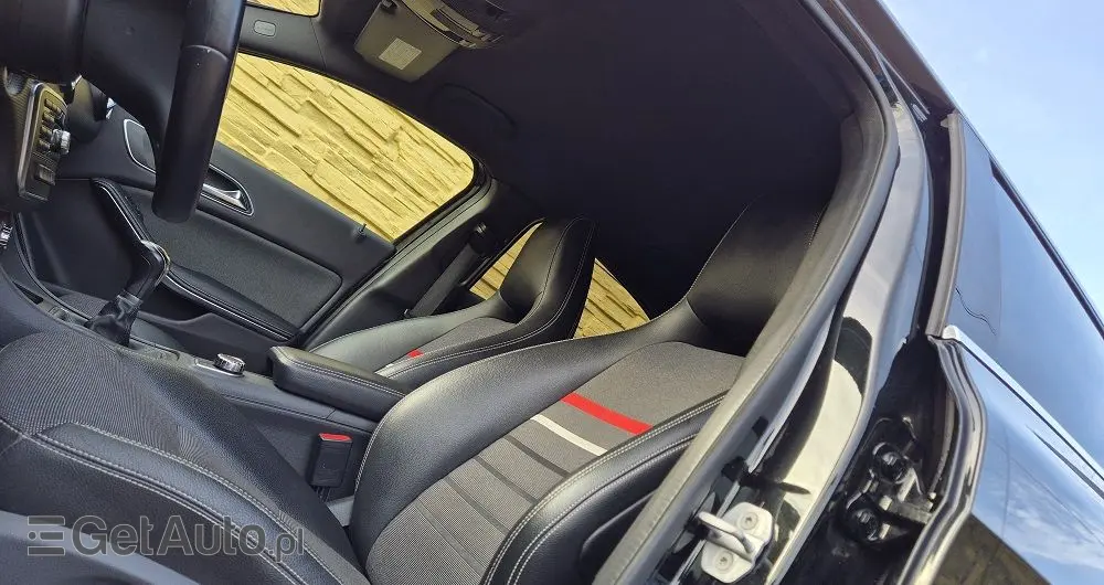 MERCEDES-BENZ Klasa A 180 (BlueEFFICIENCY) Urban