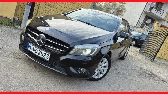 MERCEDES-BENZ Klasa A 180 (BlueEFFICIENCY) Urban