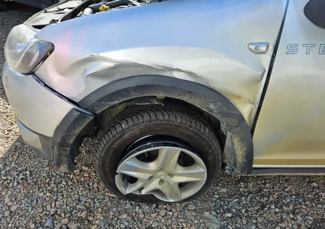 DACIA Sandero Stepway 1.5 dCi Laureate