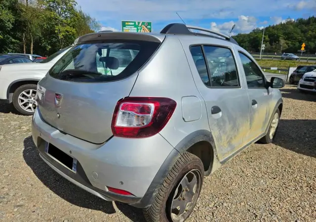 DACIA Sandero Stepway 1.5 dCi Laureate