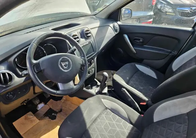 DACIA Sandero Stepway 1.5 dCi Laureate