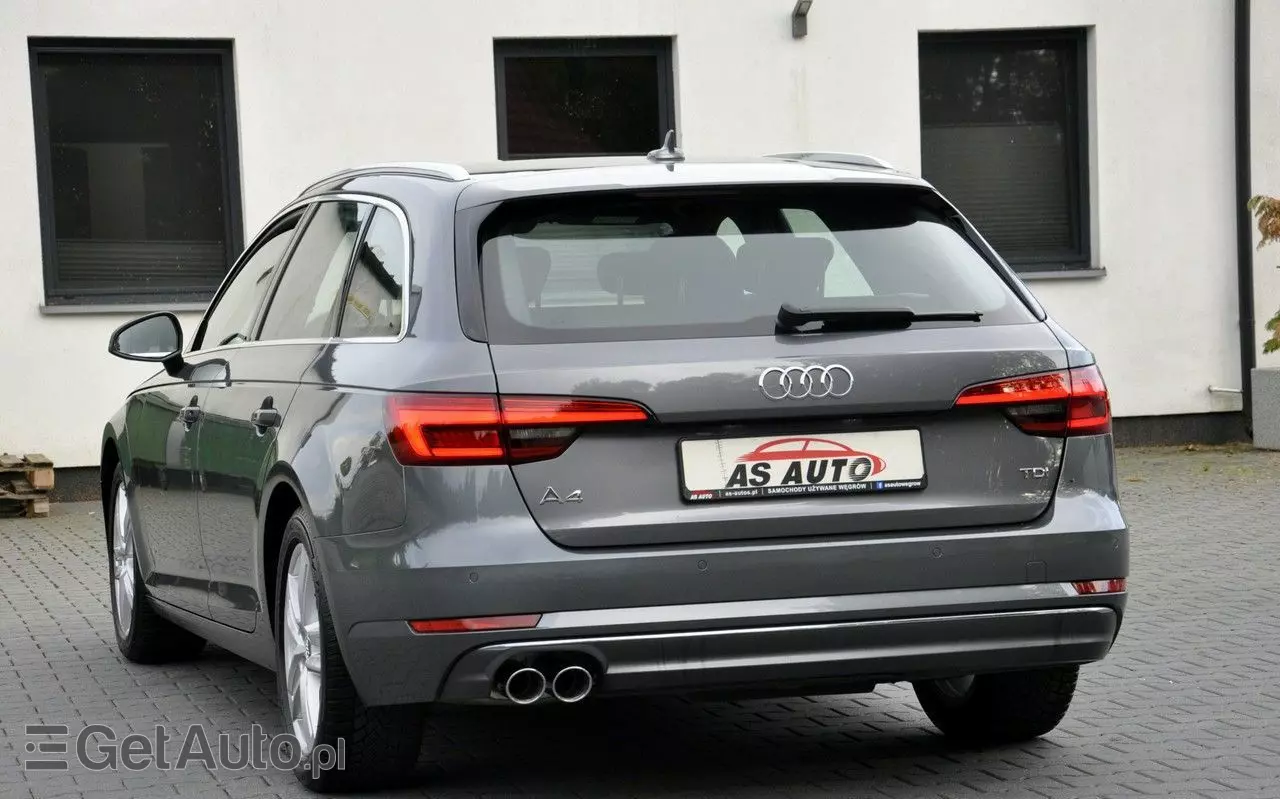AUDI A4 