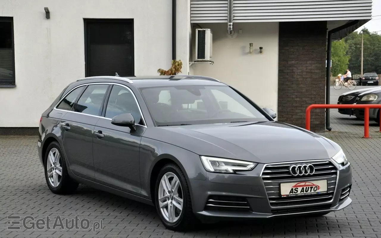 AUDI A4 