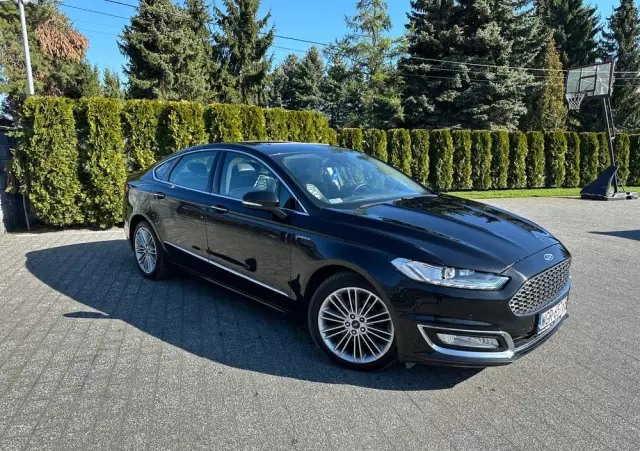 FORD Mondeo Vignale 2.0 TDCi 4WD PowerShift