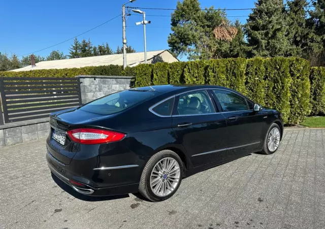FORD Mondeo Vignale 2.0 TDCi 4WD PowerShift