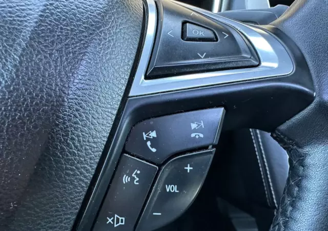 FORD Mondeo Vignale 2.0 TDCi 4WD PowerShift