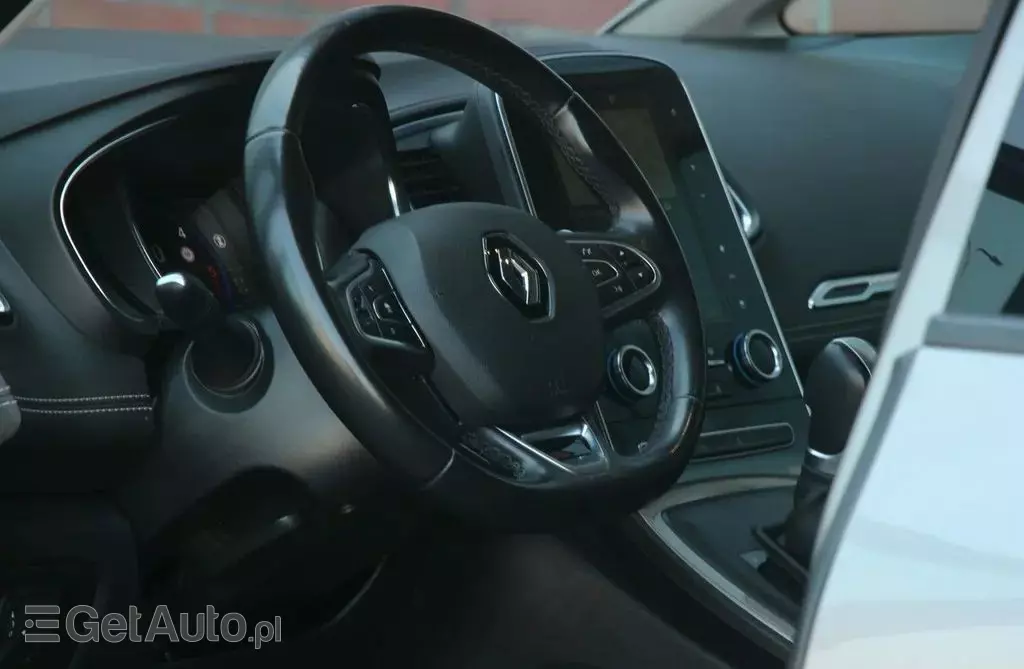 RENAULT Grand Scenic 