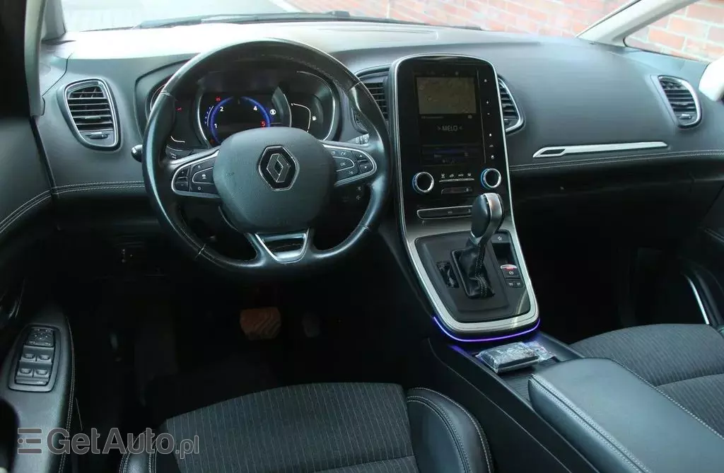 RENAULT Grand Scenic 