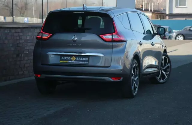 RENAULT Grand Scenic 