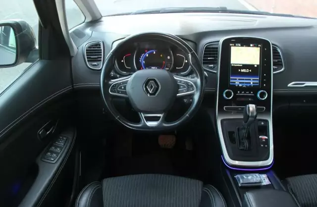 RENAULT Grand Scenic 