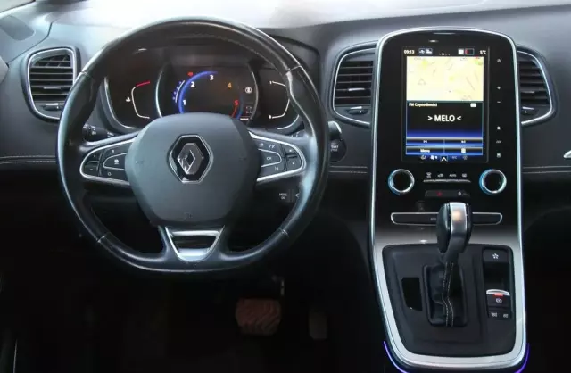 RENAULT Grand Scenic 