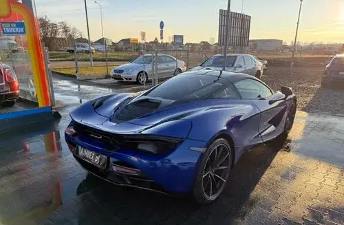 MCLAREN 720S 