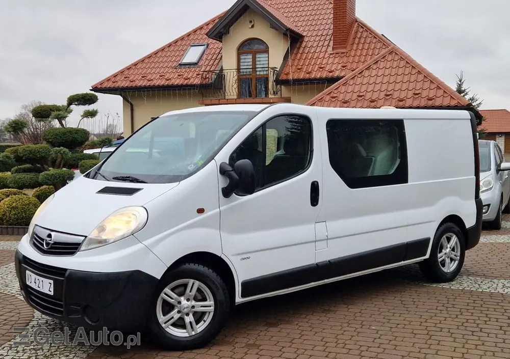 OPEL Vivaro 