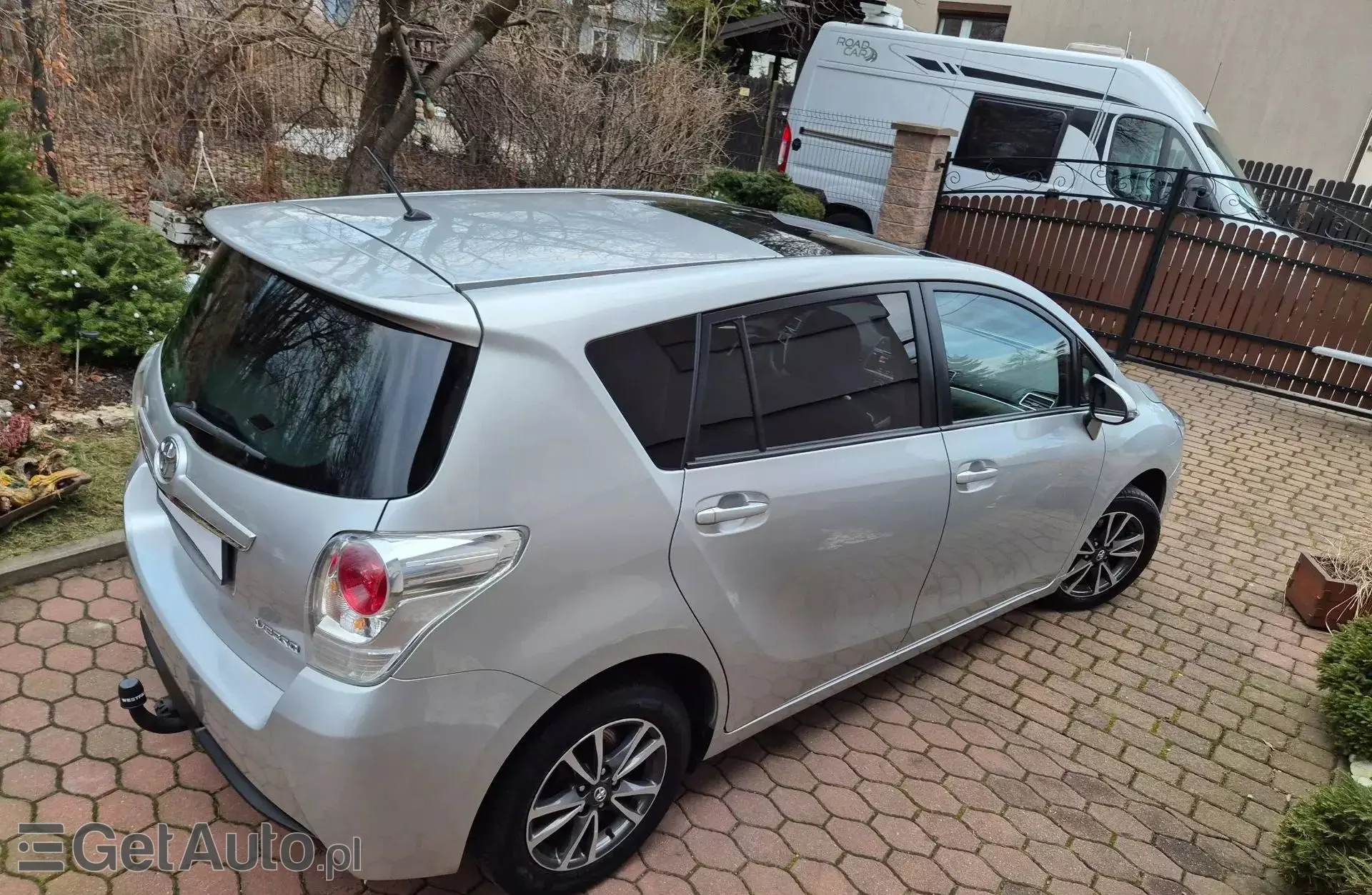 TOYOTA Verso 