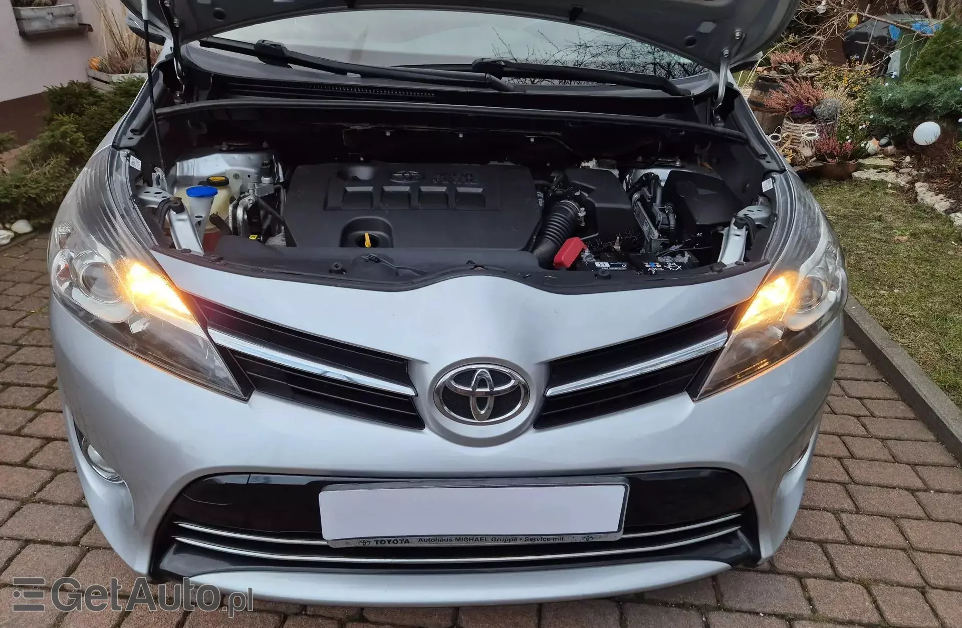 TOYOTA Verso 