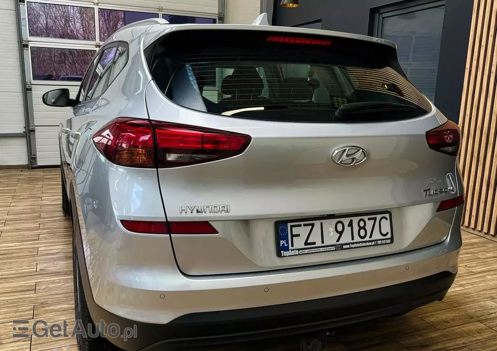 HYUNDAI Tucson 
