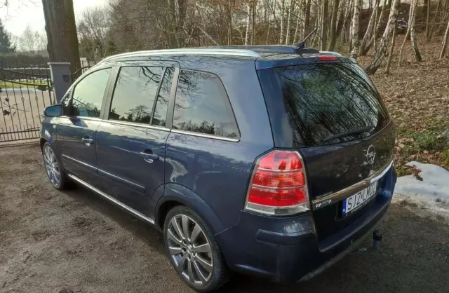 OPEL Zafira 