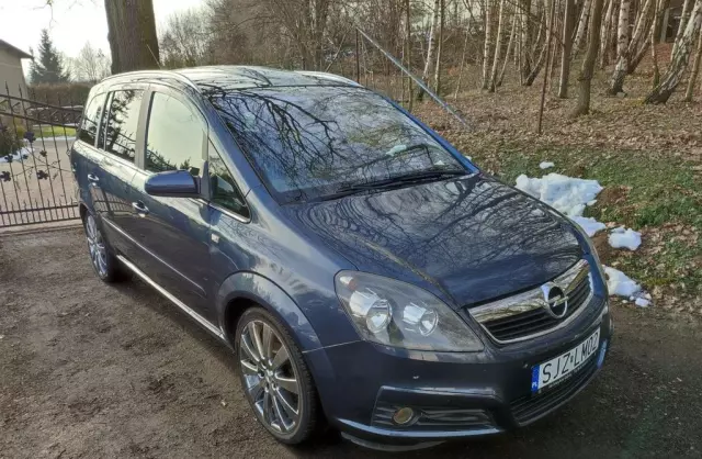 OPEL Zafira 