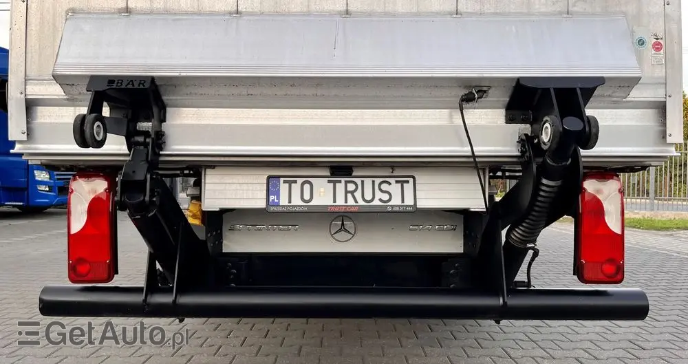 MERCEDES-BENZ SPRINTER 514 CHŁODNIA / WINDA 1000KG /  SALON POLSKA / BEZWYPADKOWY / FAKTURA VAT 23% 