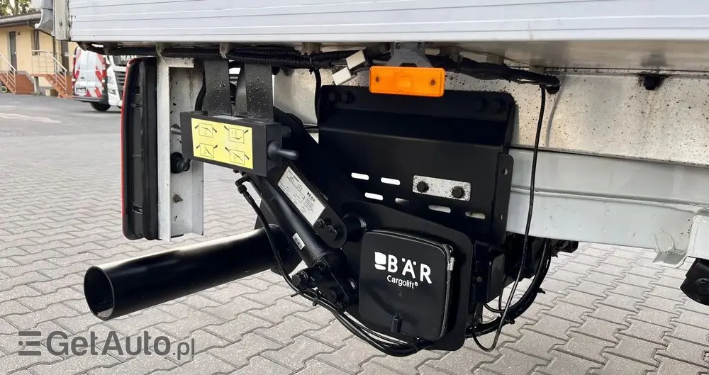 MERCEDES-BENZ SPRINTER 514 CHŁODNIA / WINDA 1000KG /  SALON POLSKA / BEZWYPADKOWY / FAKTURA VAT 23% 