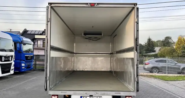 MERCEDES-BENZ SPRINTER 514 CHŁODNIA / WINDA 1000KG /  SALON POLSKA / BEZWYPADKOWY / FAKTURA VAT 23% 