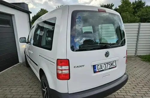 VOLKSWAGEN Caddy 