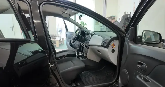 DACIA Sandero 1.2 16V Ambiance