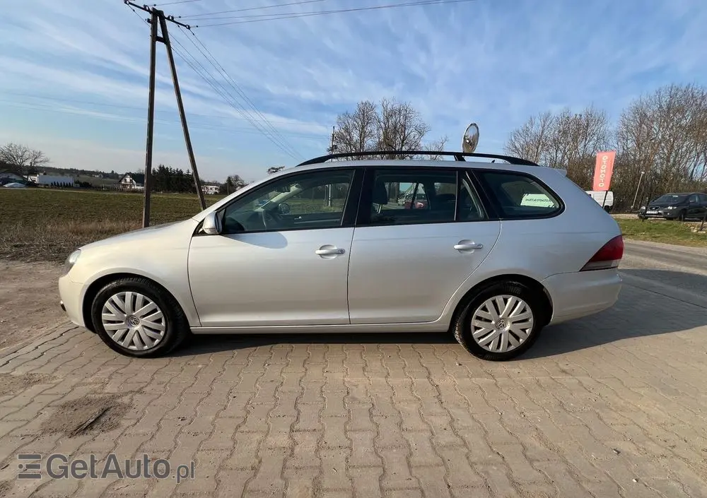 VOLKSWAGEN Golf 1.6 Sportline