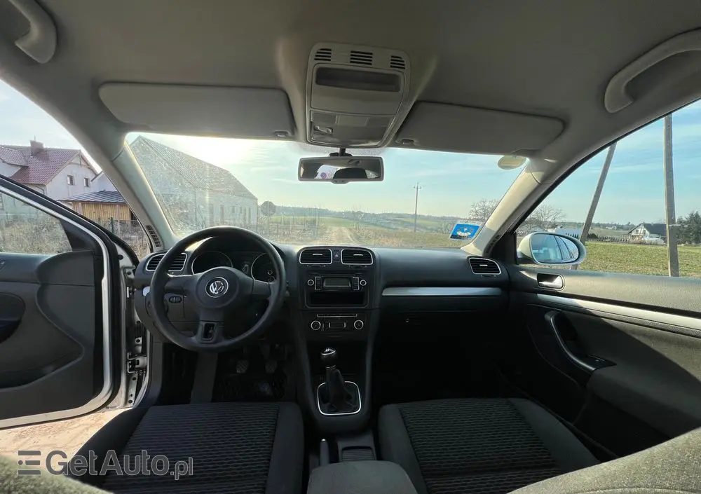 VOLKSWAGEN Golf 1.6 Sportline