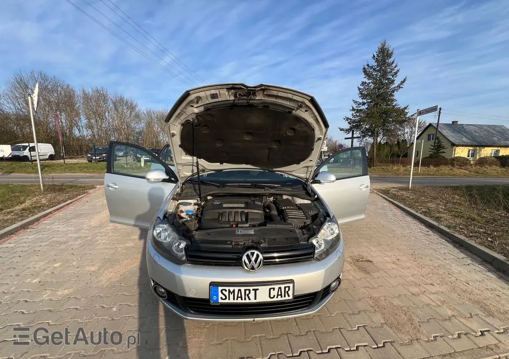 VOLKSWAGEN Golf 1.6 Sportline