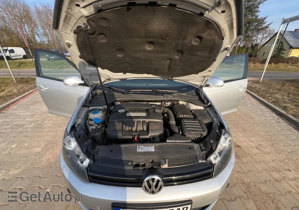 VOLKSWAGEN Golf 1.6 Sportline