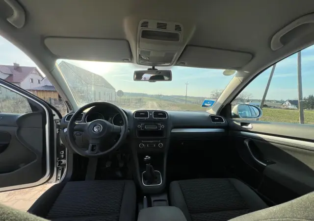 VOLKSWAGEN Golf 1.6 Sportline