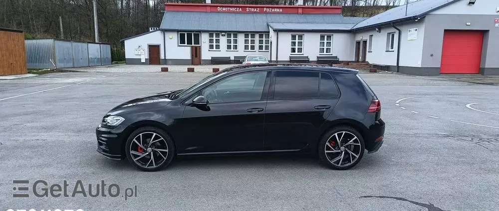 VOLKSWAGEN Golf 1.5 eTSI OPF DSG R-Line