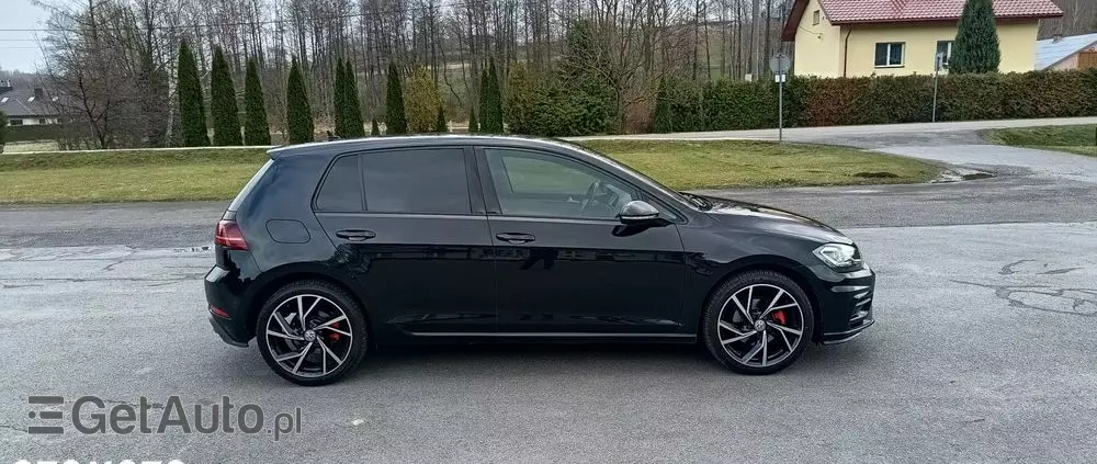 VOLKSWAGEN Golf 1.5 eTSI OPF DSG R-Line