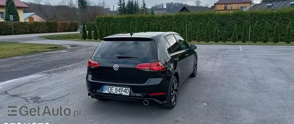 VOLKSWAGEN Golf 1.5 eTSI OPF DSG R-Line