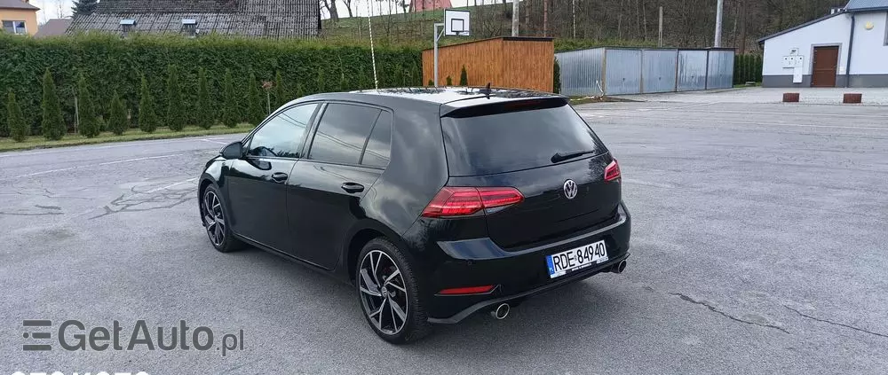 VOLKSWAGEN Golf 1.5 eTSI OPF DSG R-Line